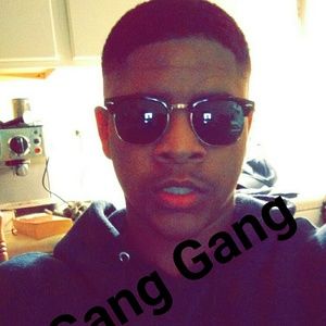 Meet your Posher, Gregory