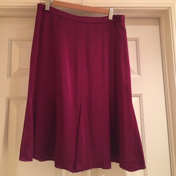 Ann Taylor Dresses & Skirts - Ann Taylor skirt - New
