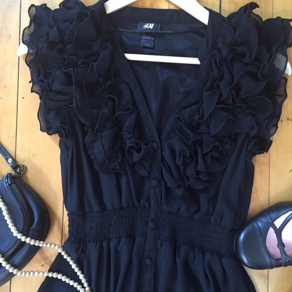 *NWOT* H&M Chiffon Black Dress - Picture 3 of 4