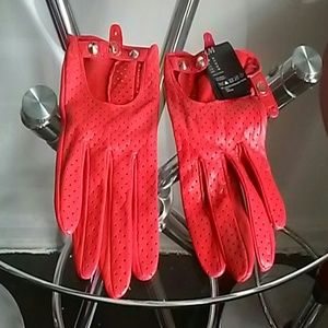 Hm red leather gloves