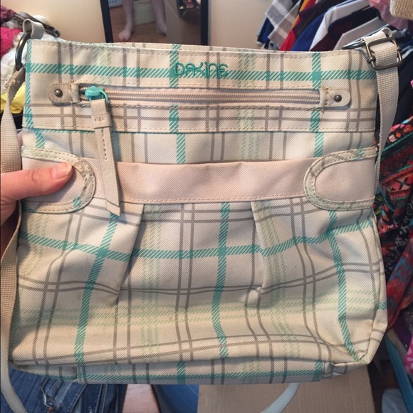 Dakine cross body bag