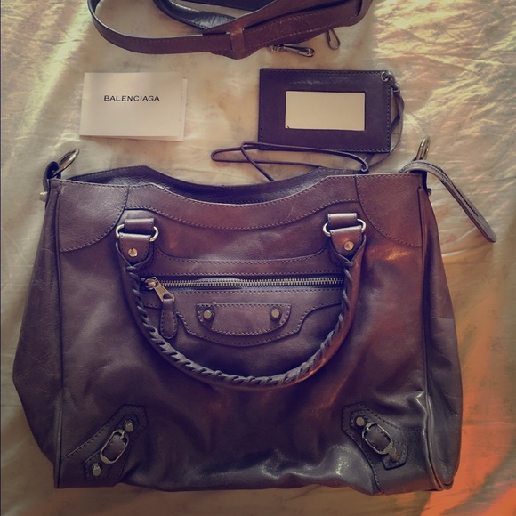 Gorgeous purple city bag