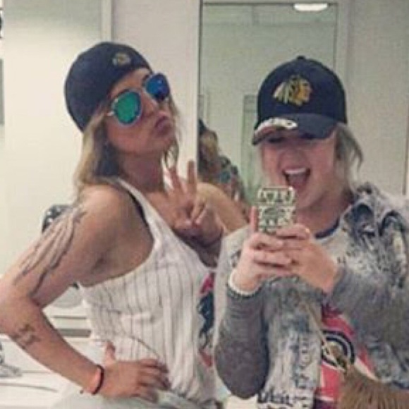 Meet your Posher, Paige - Picture 1 of 1