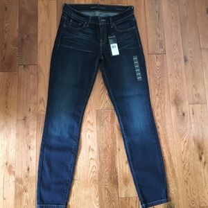 Guess Jeans ‼️ BRAND NEW AND NEVER WORN ‼️