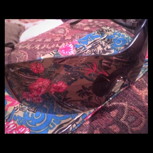 Maui Jim sunglasses - Picture 1 of 4