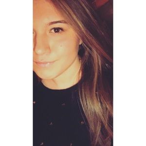 Meet your Posher, Alexandra