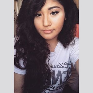 Meet your Posher, Celeste