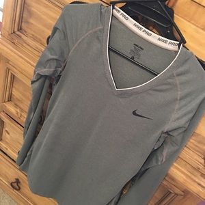 Nike drifit long sleeve women's