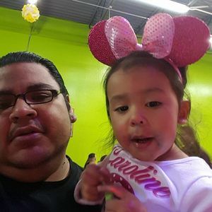 Meet your Posher, Christopher