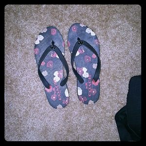 Coach flip flops