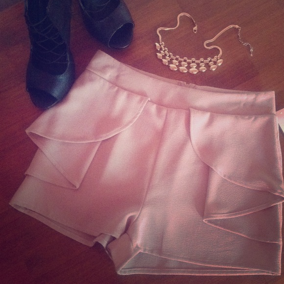 Nwt dressy shorts