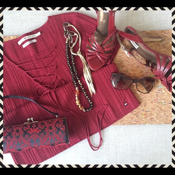 Tommy Hilfiger Maroon top