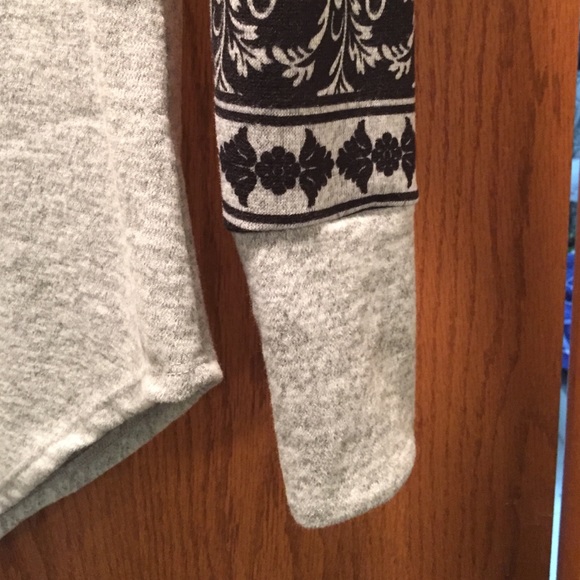 Tunic - Picture 3 of 3