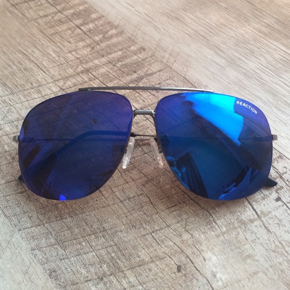 polarized mirrored aviator sunglasses cl0k polarized mirrored aviator sunglasses cl0k Kenneth Cole Reaction Accessories