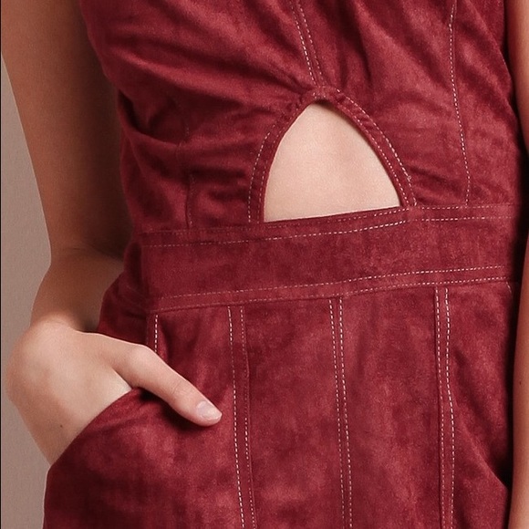 Red suede cutout dress - Picture 3 of 7