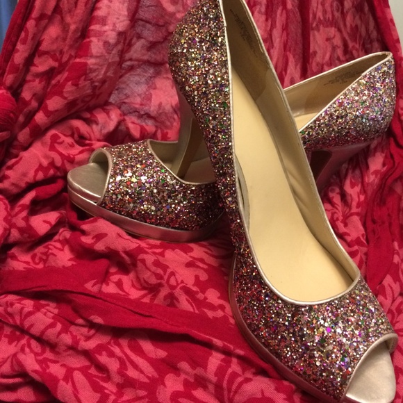 Super fun Glitter peep toe heels!