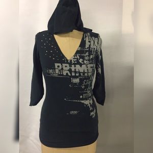 Primevil shirt with hood