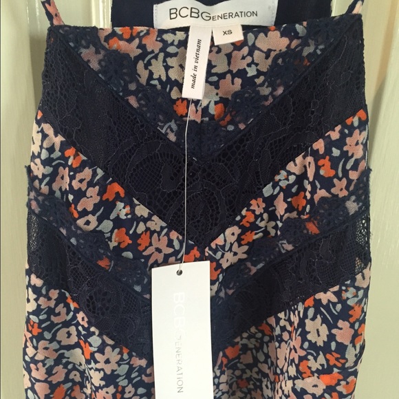 NEW BCBGeneration Floral Dress - Picture 4 of 4