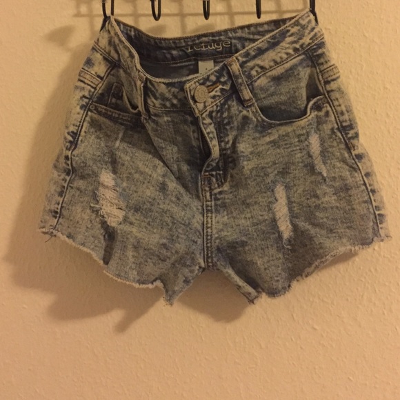 Jean shorts - Picture 1 of 2