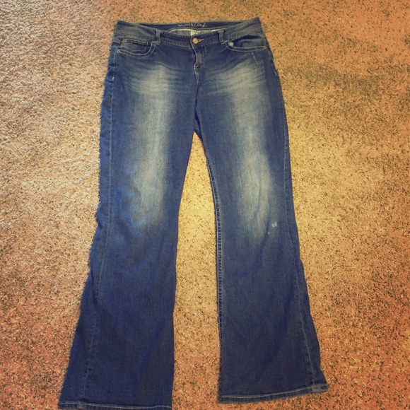 Maurice's jeans!