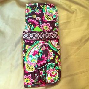 NWT Vera Bradley straightener holder