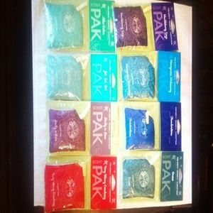 Large Scentsy Pak, Tin, Circle lot.