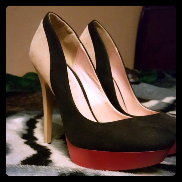 Womens heels - Picture 1 of 3