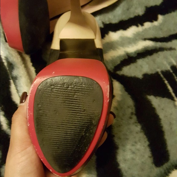 Womens heels - Picture 3 of 3