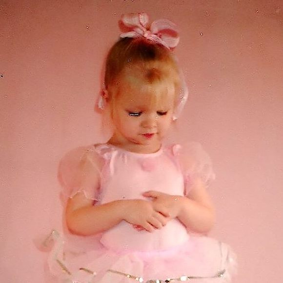 Meet your Posher, Pam - Picture 1 of 1