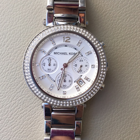 Michael Kors Accessories - 🚫SOLD Michael Kors silver Parker watch