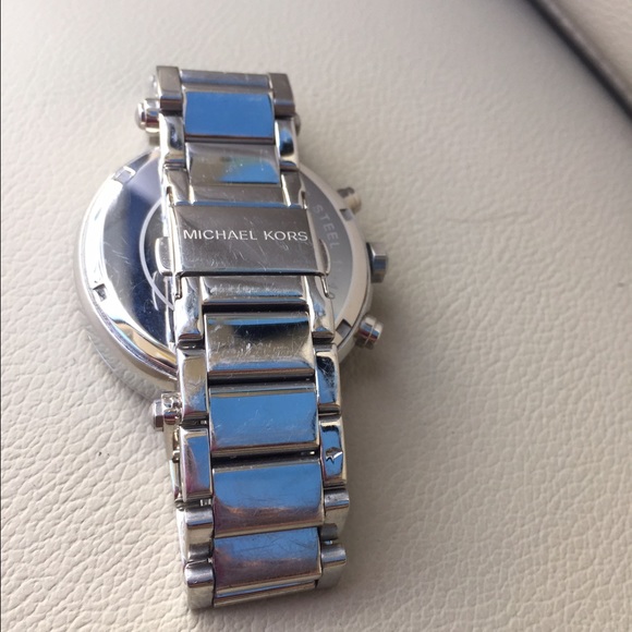 🚫SOLD Michael Kors silver Parker watch - Picture 4 of 4