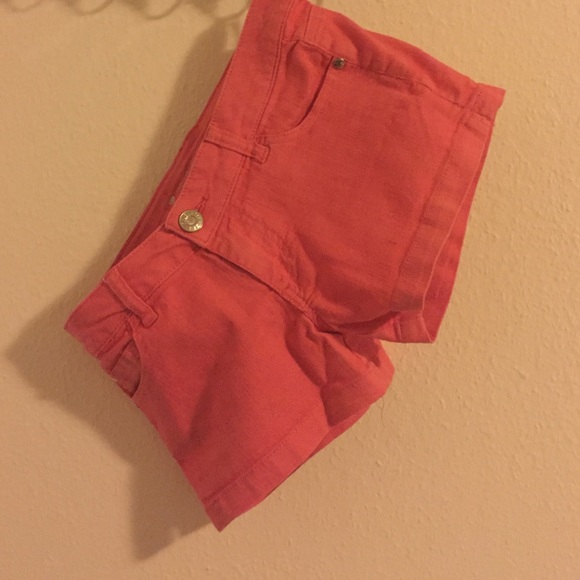 Pink shorts - Picture 1 of 1