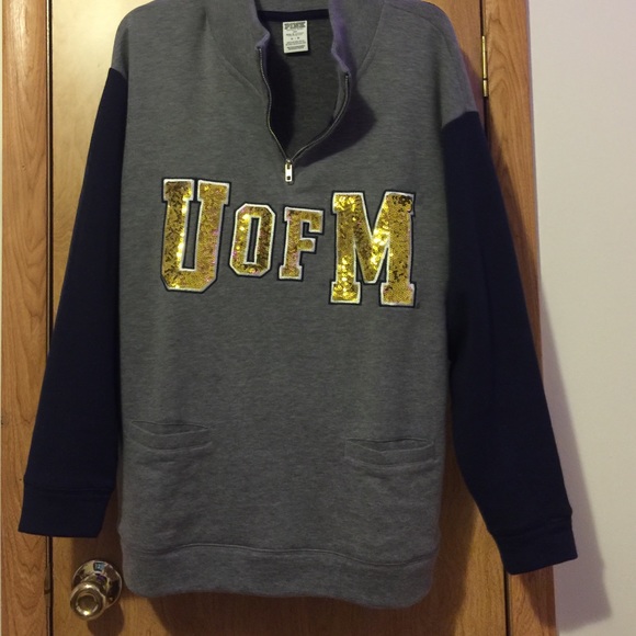 U of M oversized sweatshirt