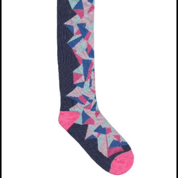 Knee Highs in Space Fractal