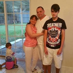 Meet your Posher, Yusbel