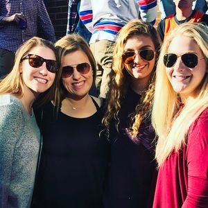 Meet your Posher, Maddie