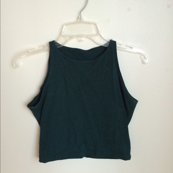 Sleeveless Crop Top