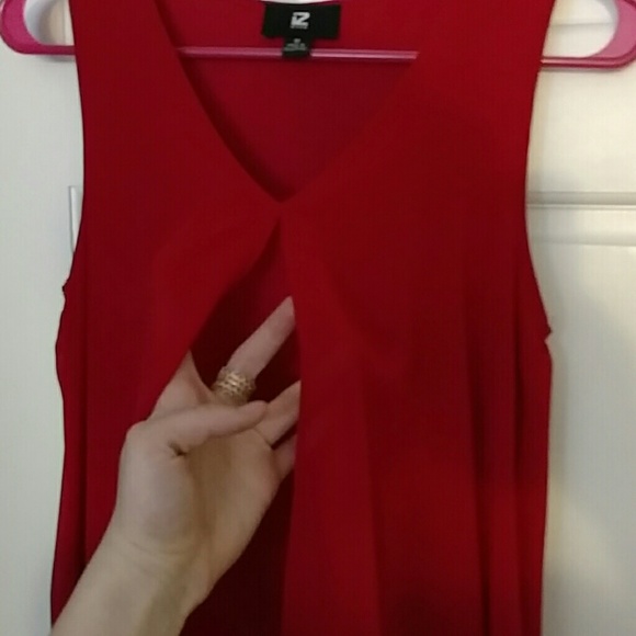 Red,very comfy,dressy - Picture 3 of 3