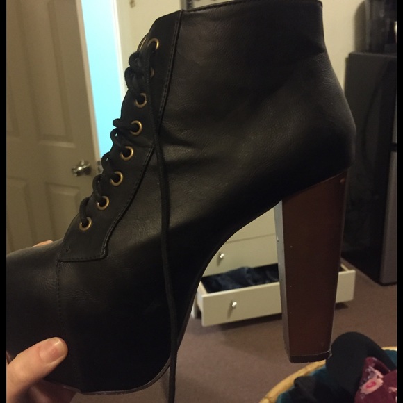 Speed limit 98 Jeffrey Campbell lookalike heels