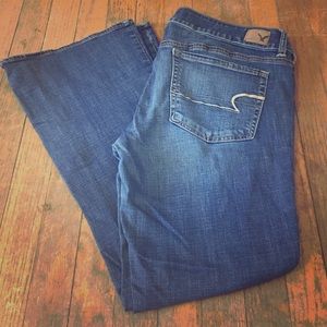 AE Artist Jeans