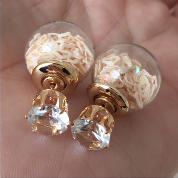 Jewelry - Iridescent Pale Peach Globe Filled & Rhinestone