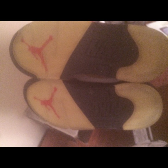 1999 OG fire red 5 og box - Picture 3 of 4