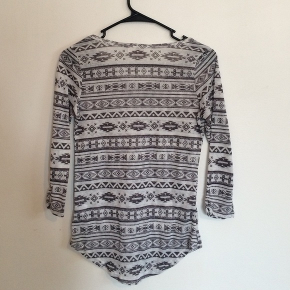 Wilfred Aztec Top - Picture 4 of 4