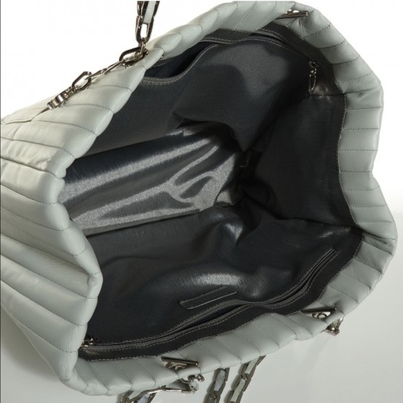 ⛔️SOLD⛔️Chanel Mademoiselle Shopper Tote - Picture 4 of 4