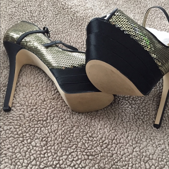 bebe Sequin PeepToe - Picture 3 of 4