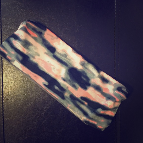 Lululemon headband !