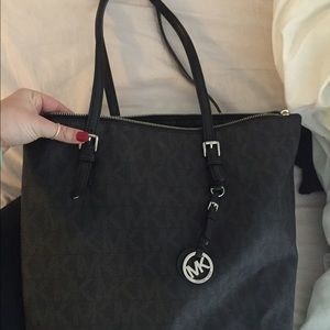 Black Michael Kors tote bag