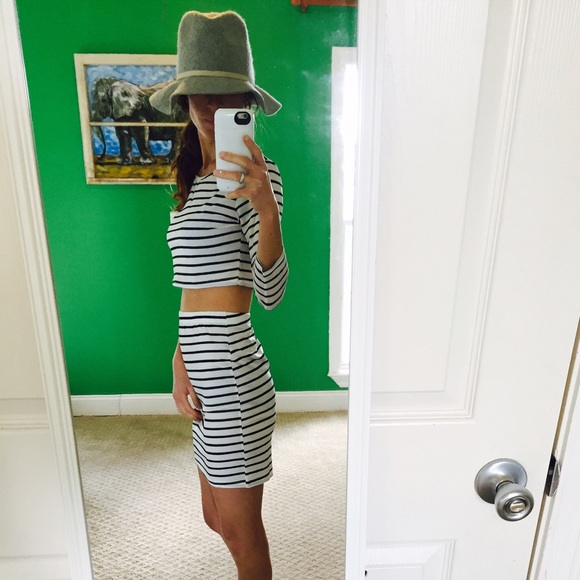 Stripe crop top - Picture 4 of 4