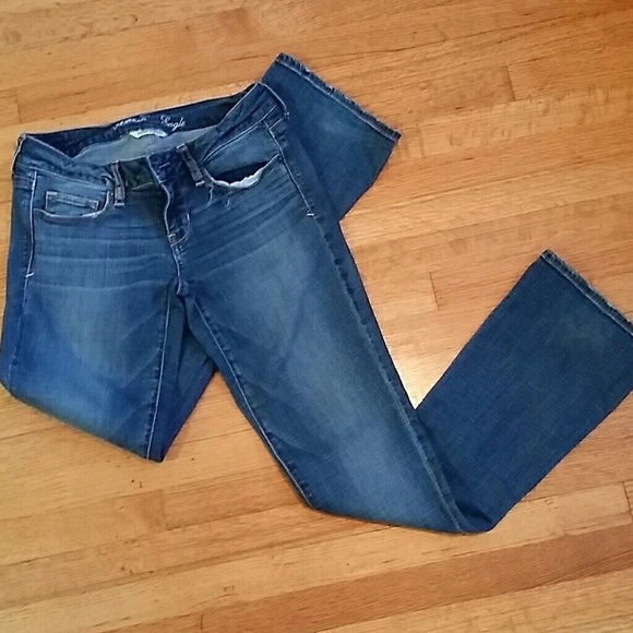 American Eagle size 4 skinny kick super stretch