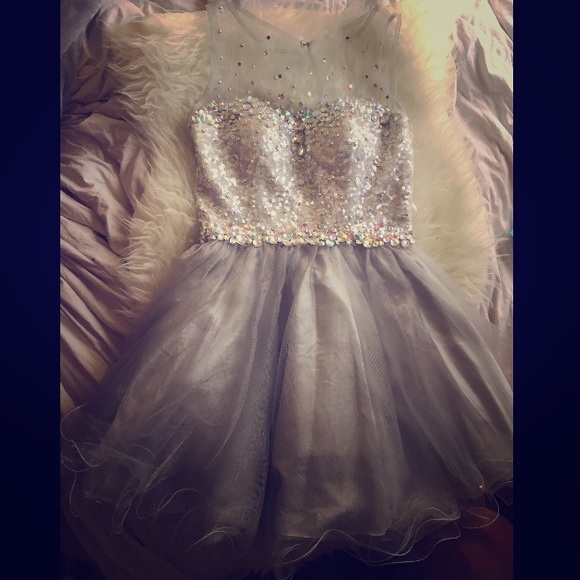 Dresses & Skirts - 🎉Final drop🎉Sz.S Silver💎Bedazzled💎Formal Dress